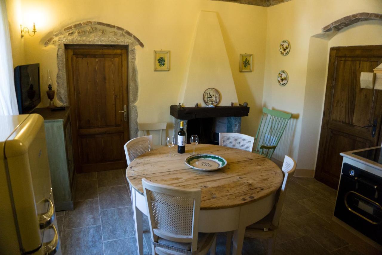Antica Casa Del Glicine Daire Poggibonsi Dış mekan fotoğraf