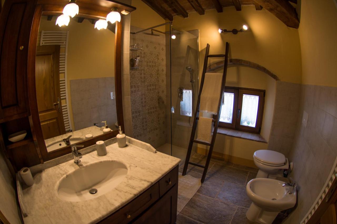 Antica Casa Del Glicine Daire Poggibonsi Dış mekan fotoğraf