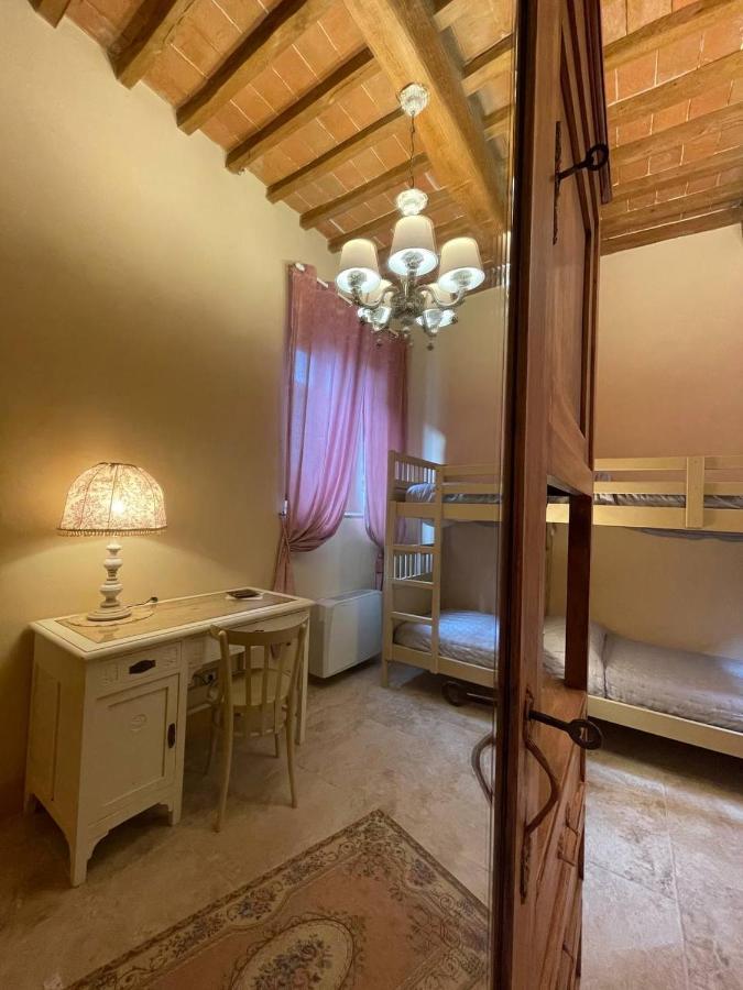 Antica Casa Del Glicine Daire Poggibonsi Dış mekan fotoğraf